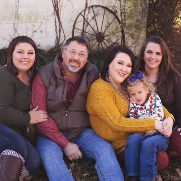 Meet your Posher, Nikki - Picture 1 of 1